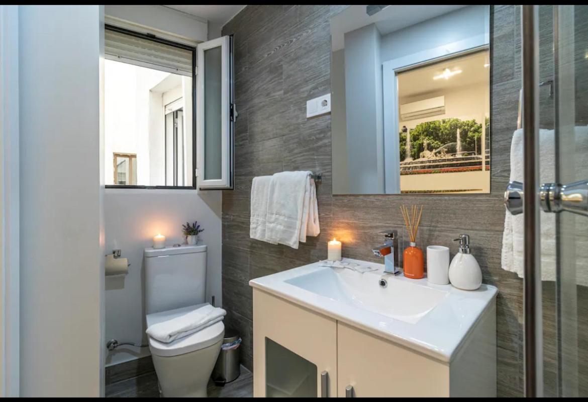 Estudio Plaza Neptuno Madrid Exteriör bild